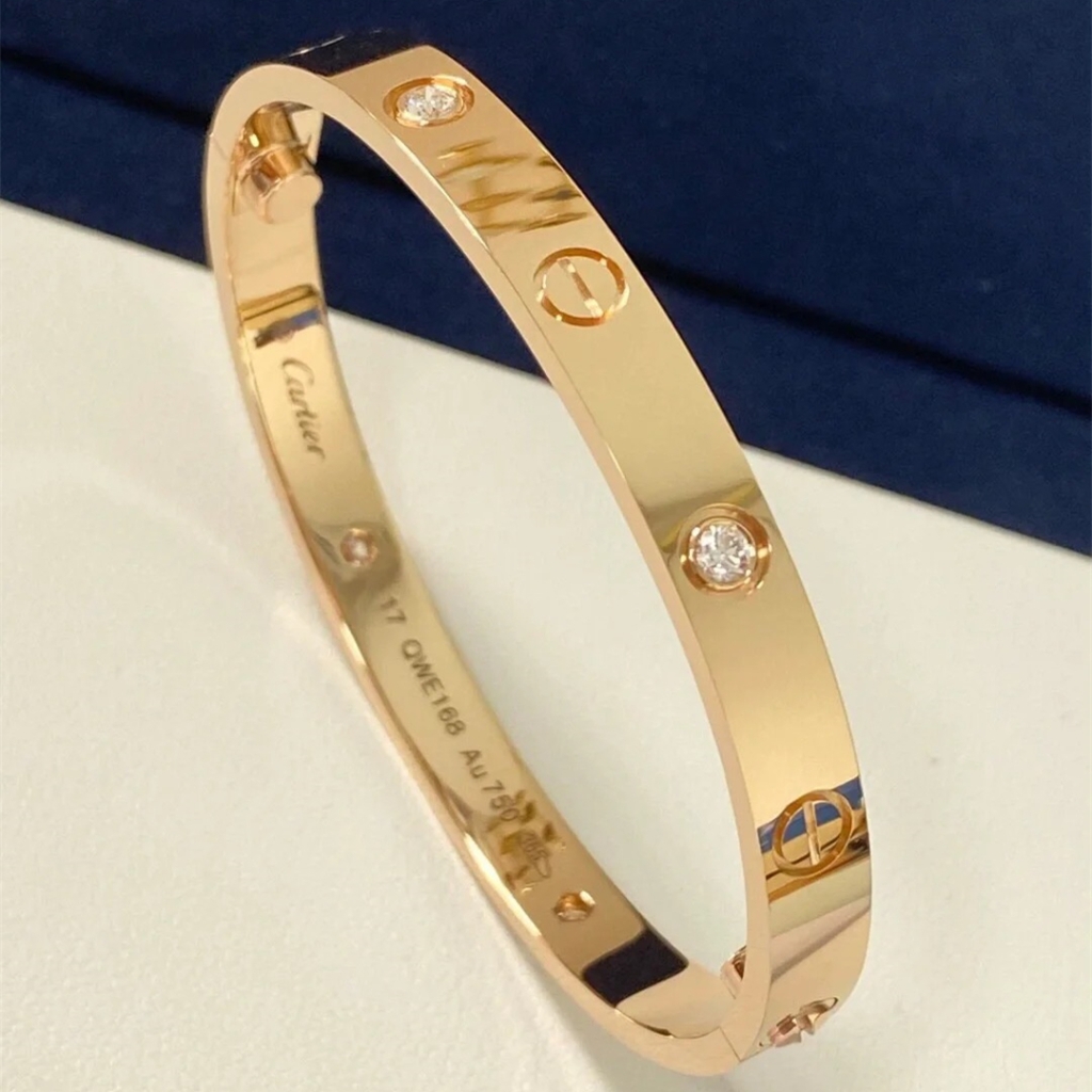 18K Gold Cartier Love Bracelet, 4 Diamonds, 10 Diamonds - Cartier Jewelry - 2