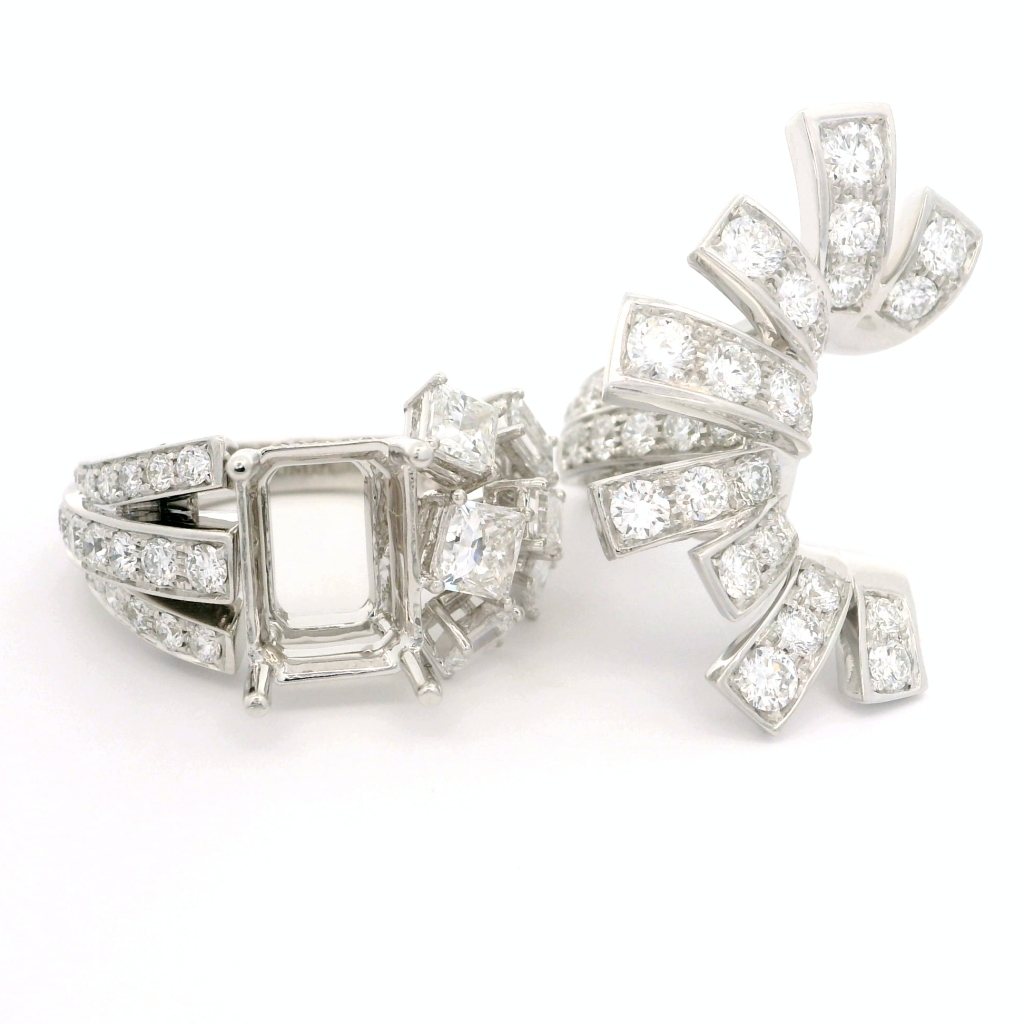 18K White Gold Chaumet Déferlante Transformable Ring